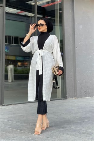 Siyah Beyaz Kimono, Fiyatları Kruvaze Yaka Pantolonlu Takım-SİYAH – Haza Moda | Tesettür Giyim 